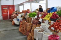 Hala de legume si fructe Targu Neamt